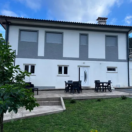 Δωμάτια σε οικογενειακή κατοικία Casa Alexandre 7